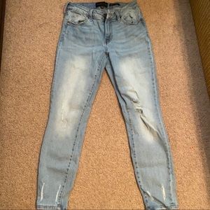 NWOT Kendall & Kylie Ultra Babe Skinny Jean